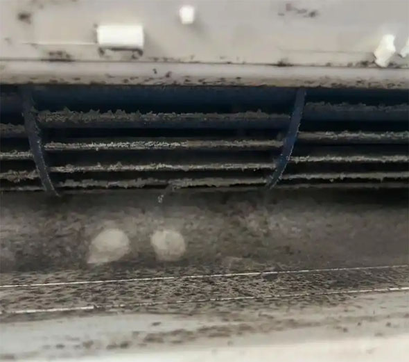 辽源空调吹的风有股烧焦味是怎么回事